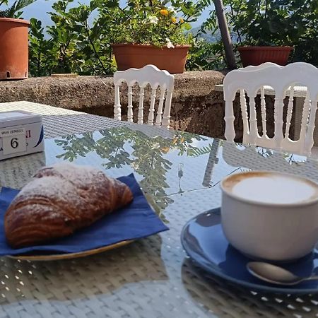 B&B Sunset Suite Belvedere 2 SantʼAgata deʼ Goti Εξωτερικό φωτογραφία